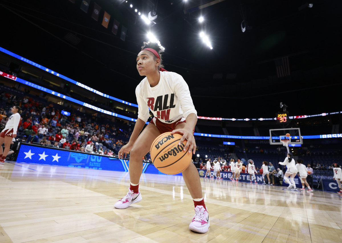 030322_WBB_DavisBr_Georgia_RC1518